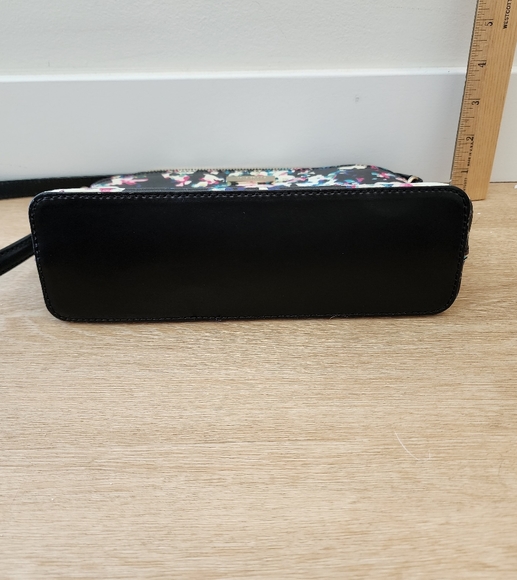 Kate Spade Crossbody Bag - Picture 2 of 4